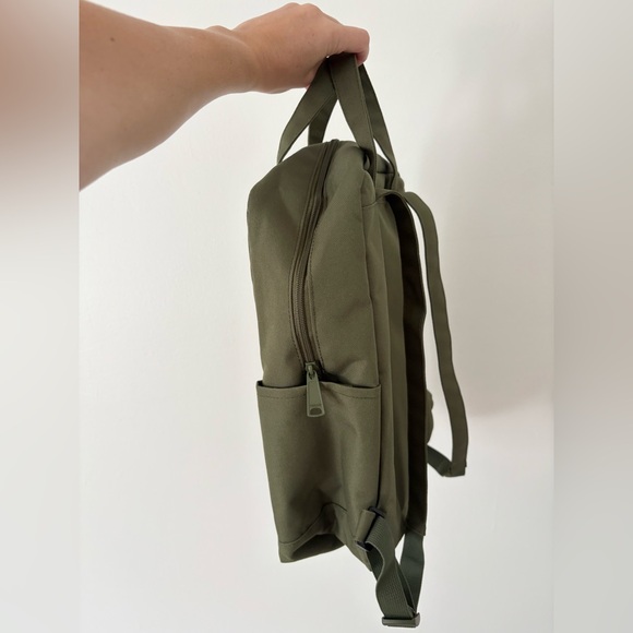 Parkland NEW Remy Backpack in Army Green Sustainable Material - Picture 7 of 10